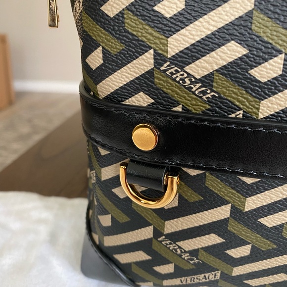 Sold! Versace La Greca Signature Backpack - Picture 3 of 11